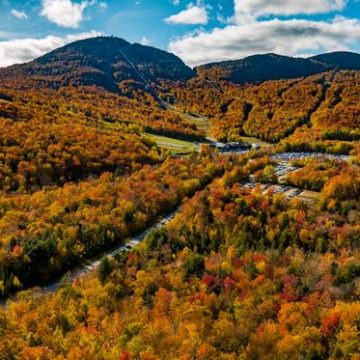 a5a5bec5-efa5-42cf-84f2-7bce9e39b3bb La popularité des paysages d’automne au Québec