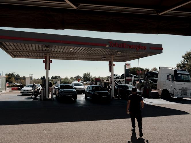 a7907a64-1c3d-4fe9-9611-8a9d3e9c5cbb Mesures du Gouvernement pour Réduire les Prix des Carburants