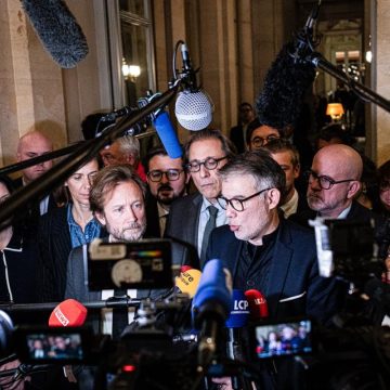 La stratégie politique d&rsquo;Emmanuel Macron face à l&rsquo;extrême droite