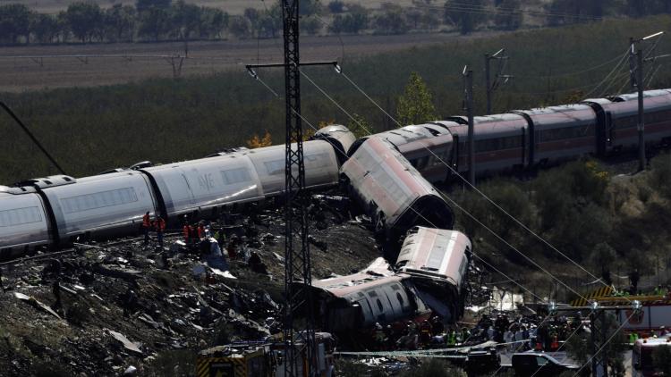 aa945cd1-b167-48eb-883d-a5aac4476e01 Tragique collision ferroviaire au sud de Madrid