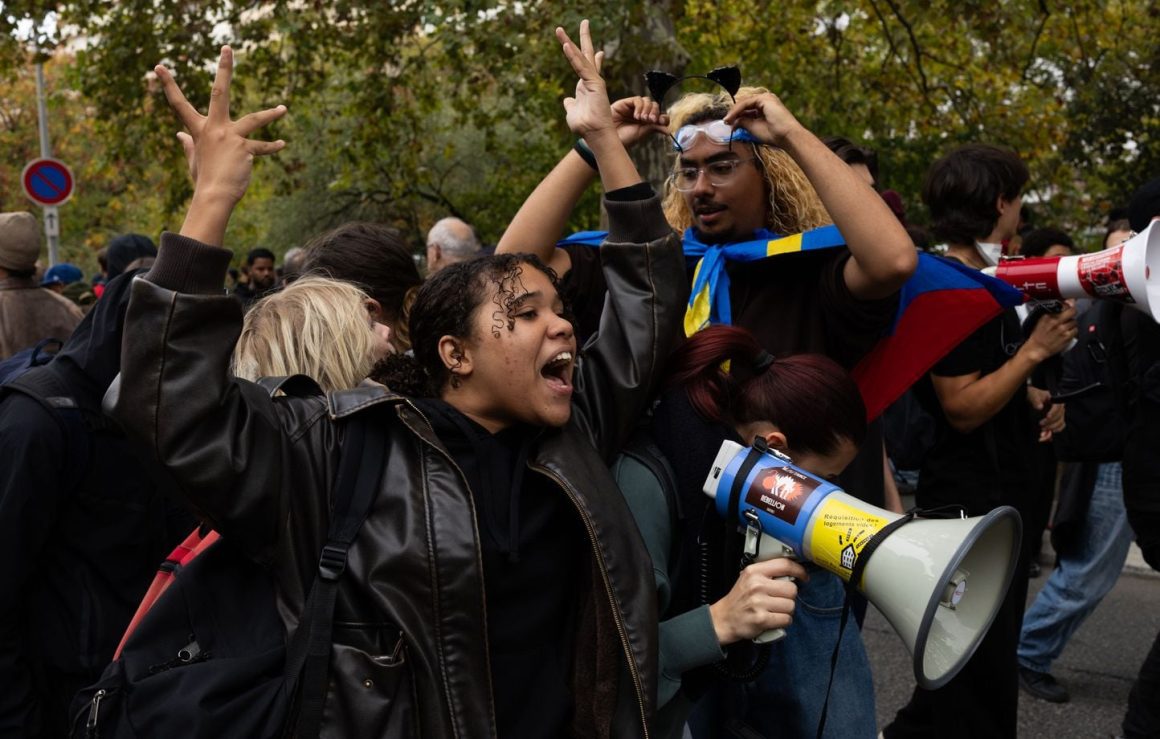 Mouvement des Lycéens et Revendications Contre la Vie Chère