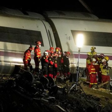 Tragédie ferroviaire en Espagne : Mobilisation sur les réseaux sociaux après la collision meurtrière