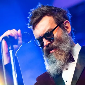 EELS revient avec un nouvel album captivant