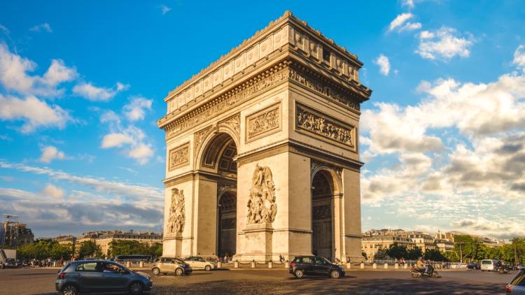 ba5cef38-e362-4c6a-9d3c-b39ed3718d02 Remplacement de l’ascenseur de l’Arc de triomphe : Un chantier ambitieux prévu