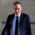 Raphaël Glucksmann présente ses excuses lors du débat de la primaire
