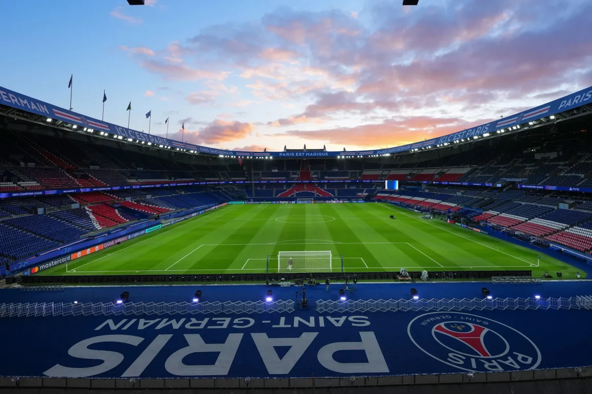 Le PSG accueille le FC Barcelone