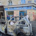 Destruction et violences lors des manifestations contre la « vie chère » à Paris