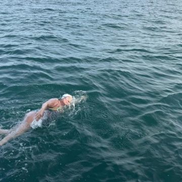 Salima Bouayad Agha : Une Traversée de la Manche à 67 Ans