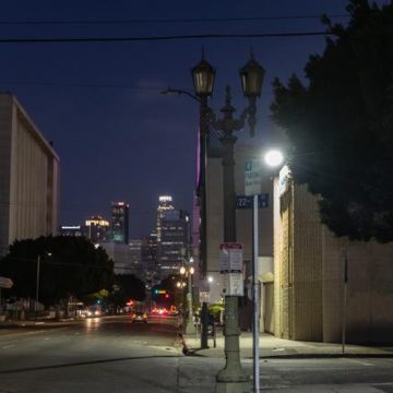 d1608903-49e3-49b9-990b-108385b42acc Une entreprise française conquiert le marché des lampadaires solaires aux États-Unis
