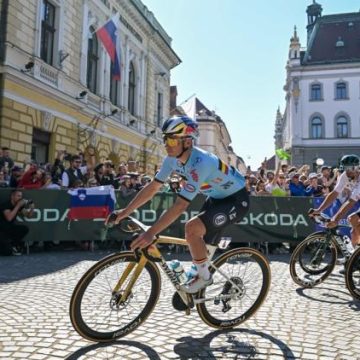 d2e96da3-b6de-4384-ba75-74c137477590 Remco Evenepoel remporte le championnat d’Europe 2026