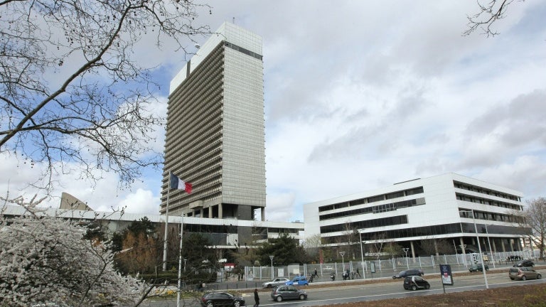 dd5d47f3-3326-4969-be43-c70d5668ad2b La préfecture des Hauts-de-Seine accusée de lenteur administrative