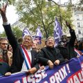 Appel au calme après les violences lors de la mobilisation lycéenne