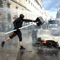 Équipements Utilisés par les Forces de l&rsquo;Ordre