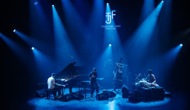 ffdc4fc9-27b7-4537-a57d-a7a644600cbc Le musicien Emile Parisien en tournée avec son album « Floating »